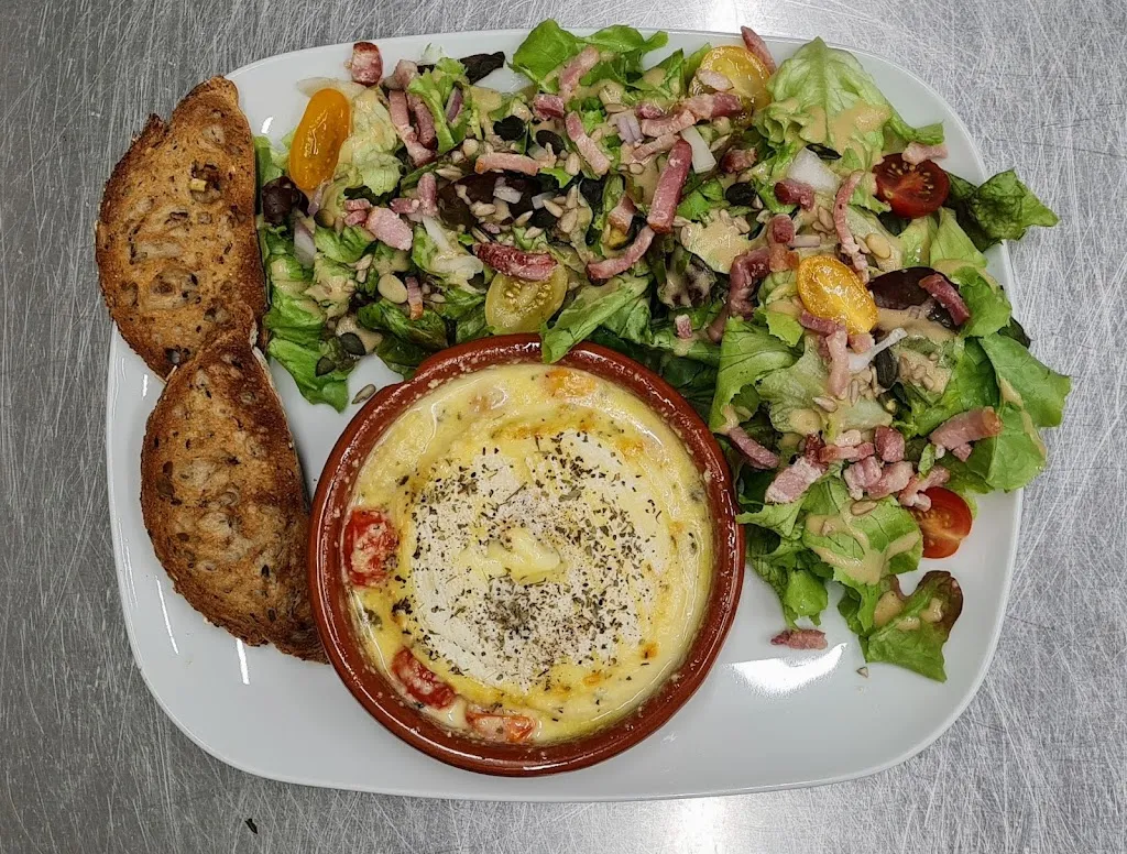 Menu_Restaurant „Le Julia“_Montpeyroux_image_6