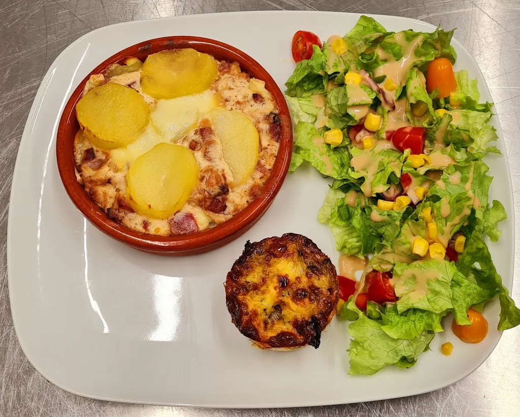 Menu_Restaurant „Le Julia“_Montpeyroux_image_9