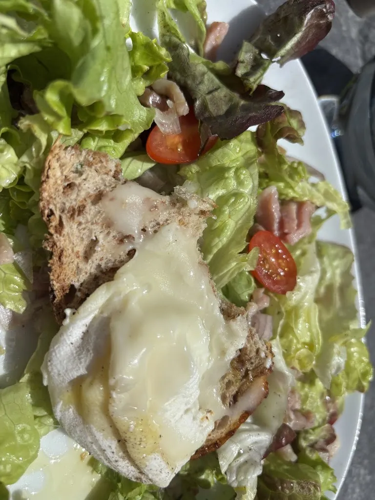 agnès Obchette_Restaurant „Le Julia“_Montpeyroux_review