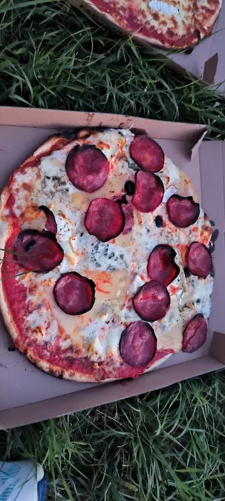 Baptiste Mikaelian_MONTPEY'ZZA_Montpeyroux_review