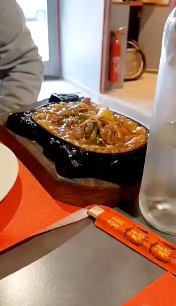 Kim Heng_Montpezat-de-Quercy_slider_image_2