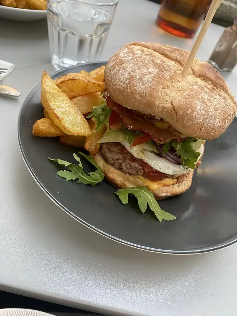 Cake House_Montredon-Labessonnié_slider_image_2