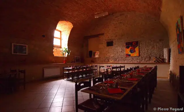 Les Frangipanes restaurant in Montricoux