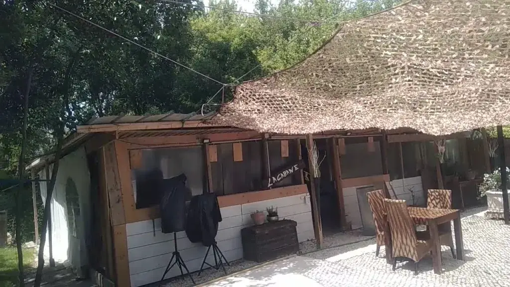 Le cochon baigneur_Moussac_slider_image_2