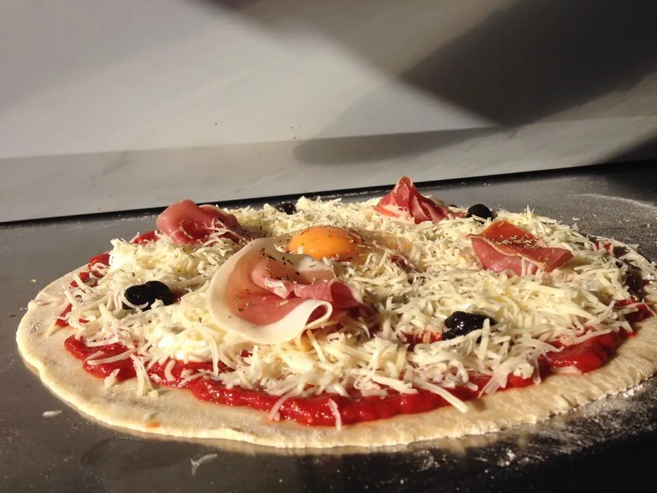 Pizza Chez Gabi _Moussac_slider_image_1