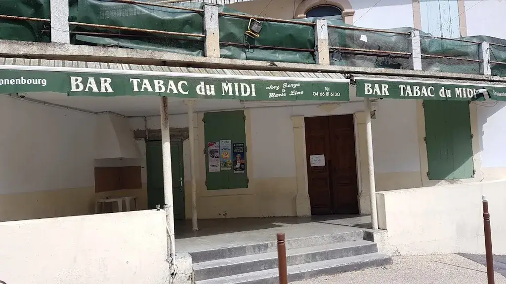 Oeyvind Andreassen_Café du Midi_Moussac_review