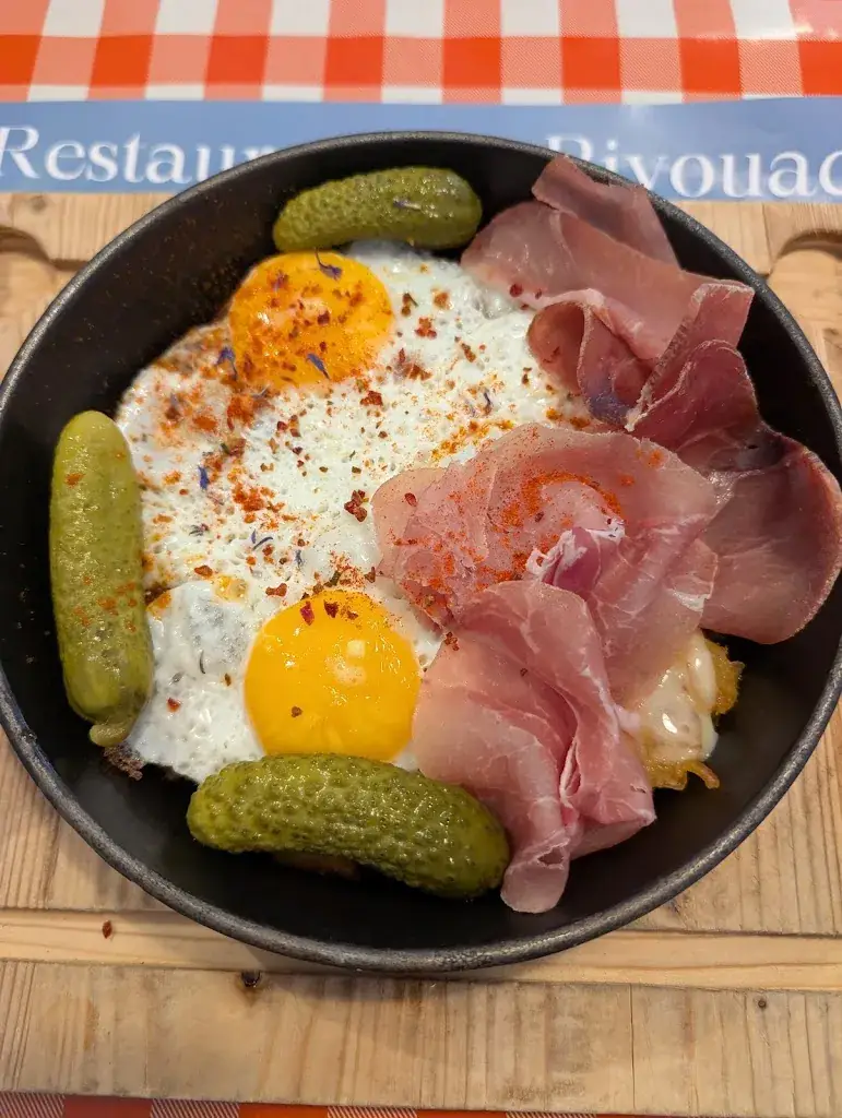 Viviane_Le Bivouac_Mosses_review