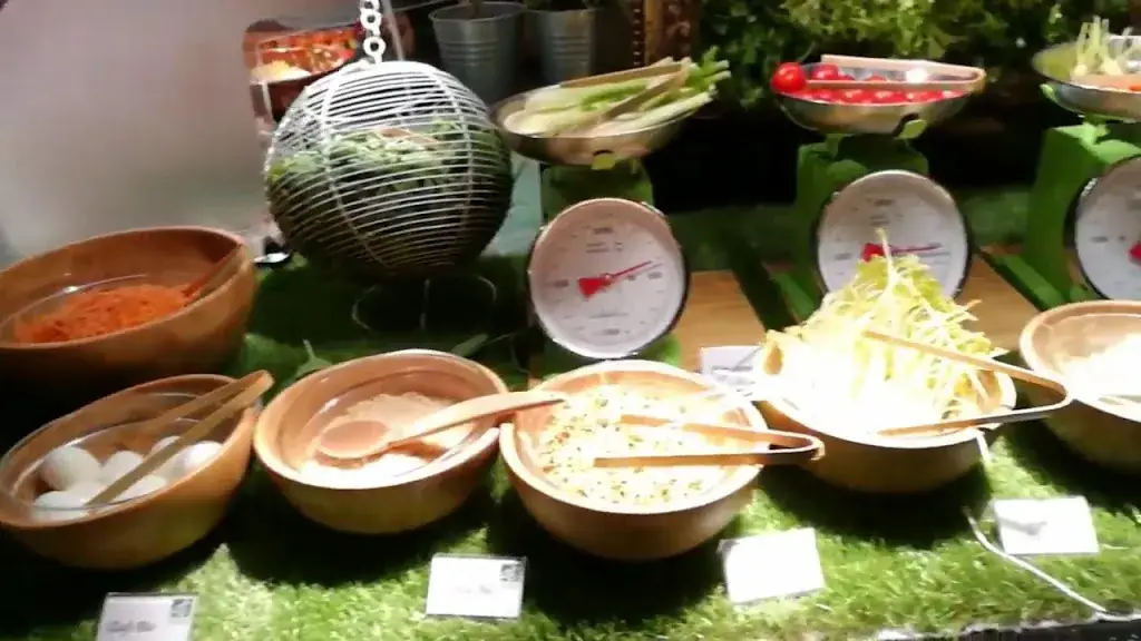 Les Grands Buffets_Narbonne_slider_image_2