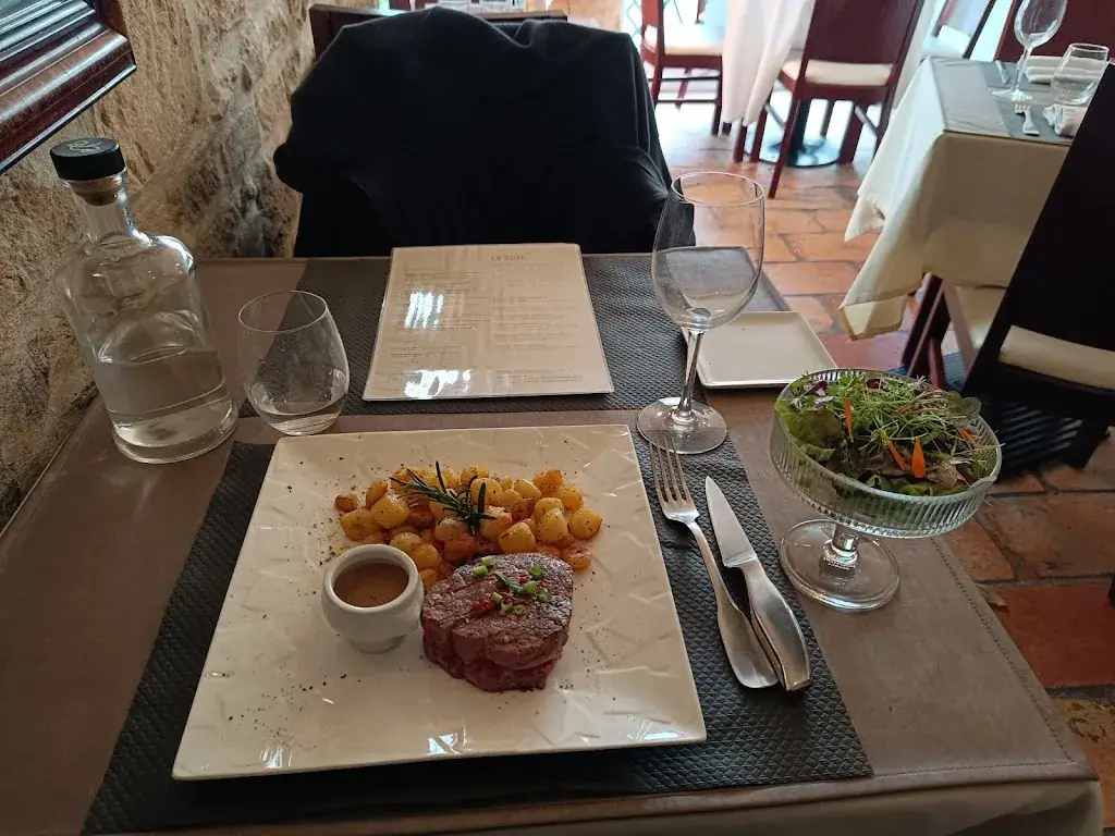 La Cour des Marchands_Nîmes_slider_image_3