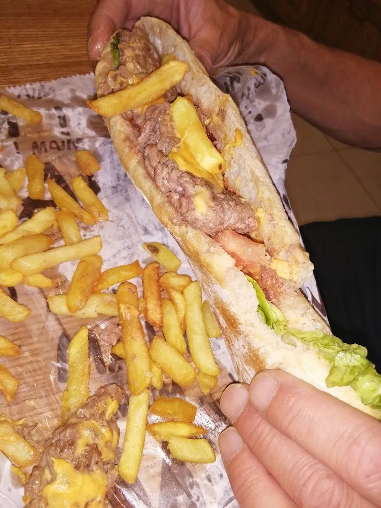 M R_J'Aime Les Encas_Nissan-lez-Enserune_recensione