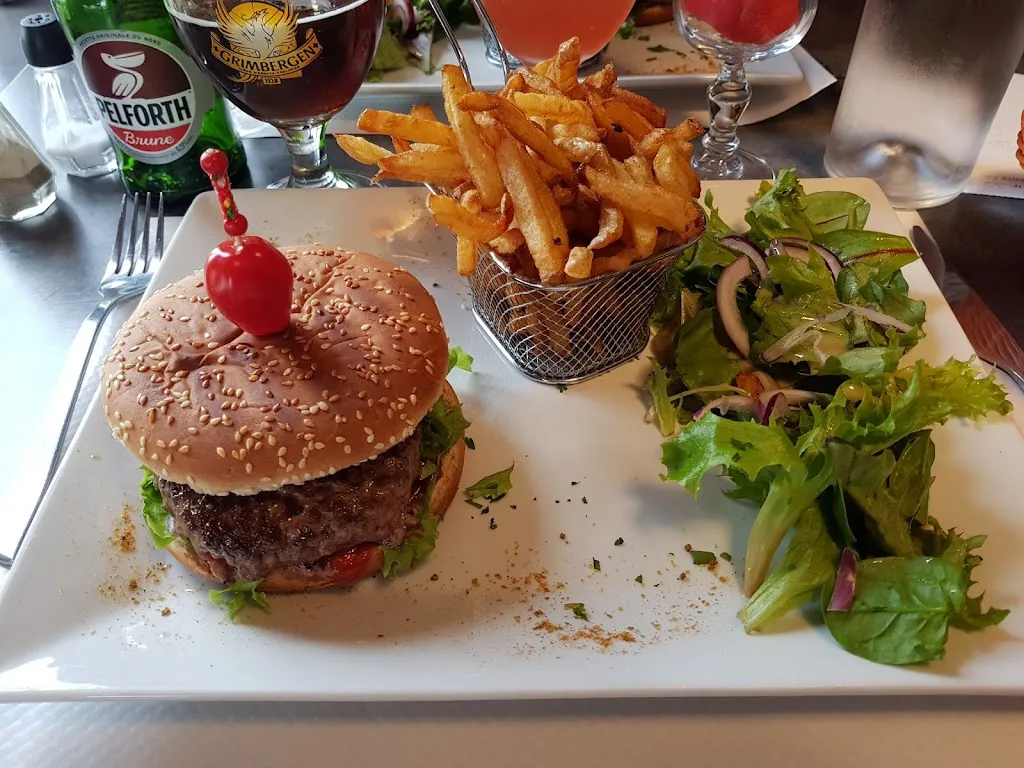 Café du Commerce_Nogaro_slider_image_2