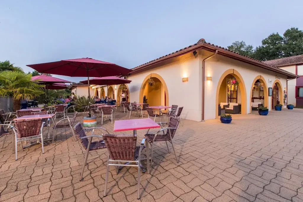 Restaurant SOLENCA_Nogaro_slider_image_1