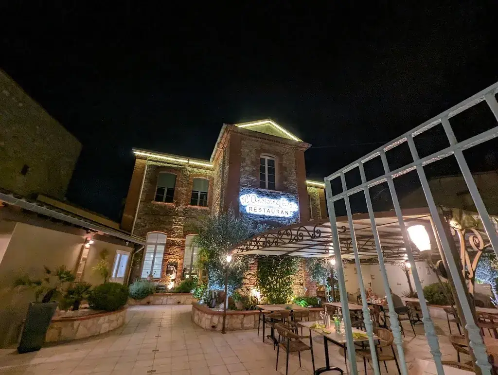 Romain_L'ANCIENNE ÉCOLE_Palau-del-Vidre_review