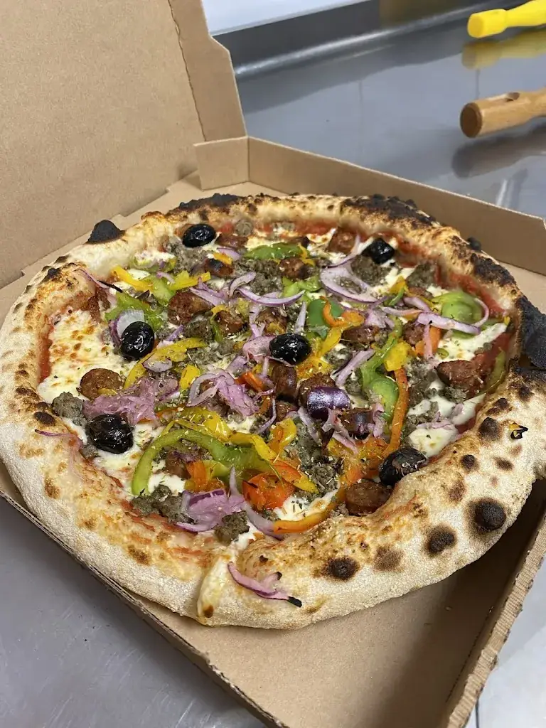 La piazza d' Ossun_Ossun_slider_image_1