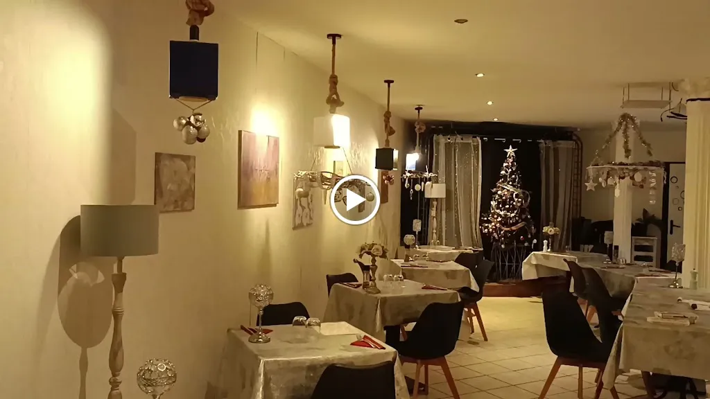 La terrasse restaurant in Ouveillan