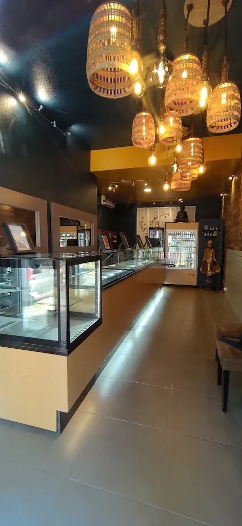 On Nems_Ouveillan_slider_image_1