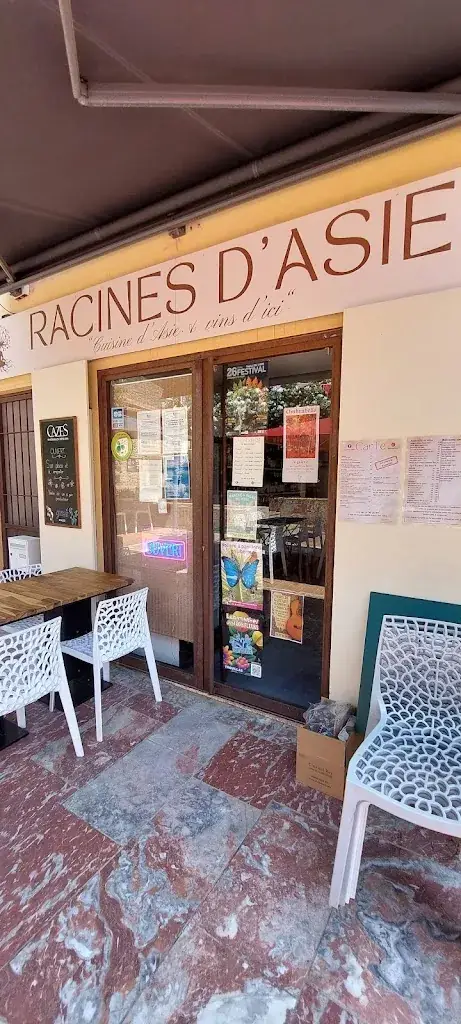 Jacqui Cutter_Racines d'Asie_Palau-del-Vidre_review