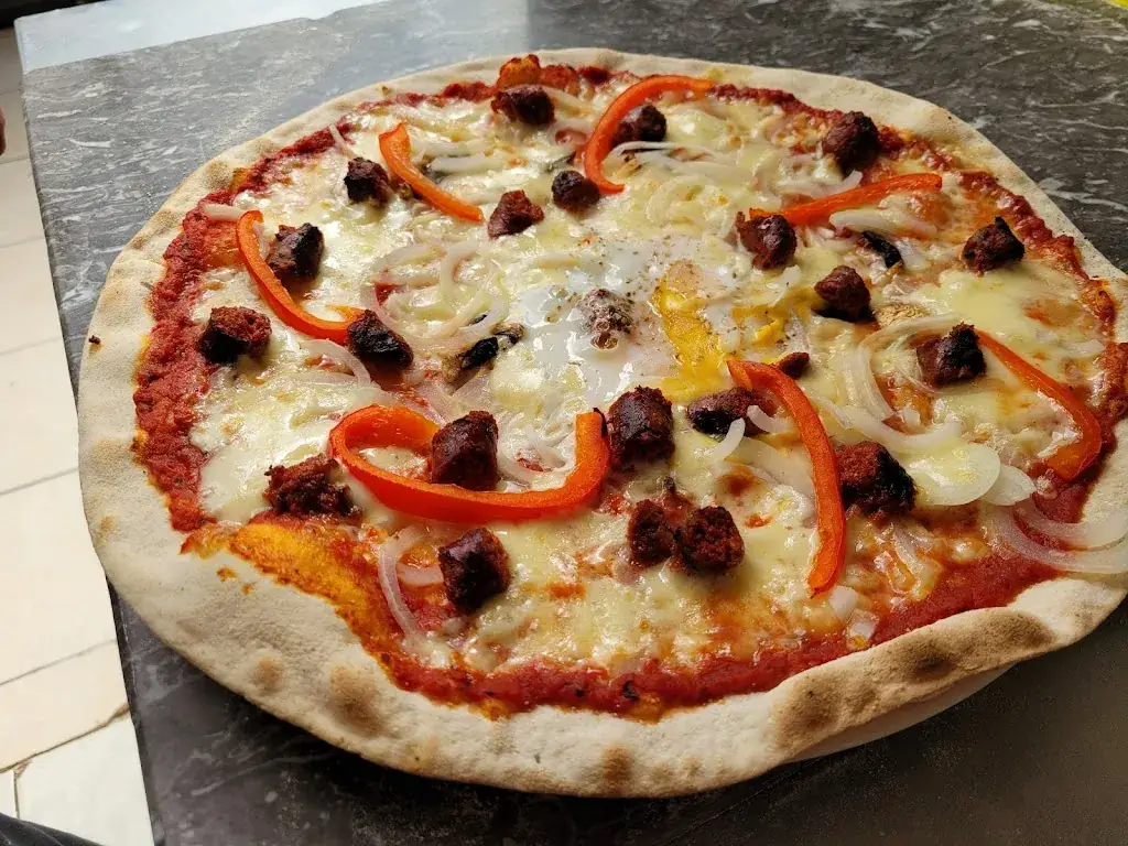 Chez Loulou_Palau-del-Vidre_slider_image_2