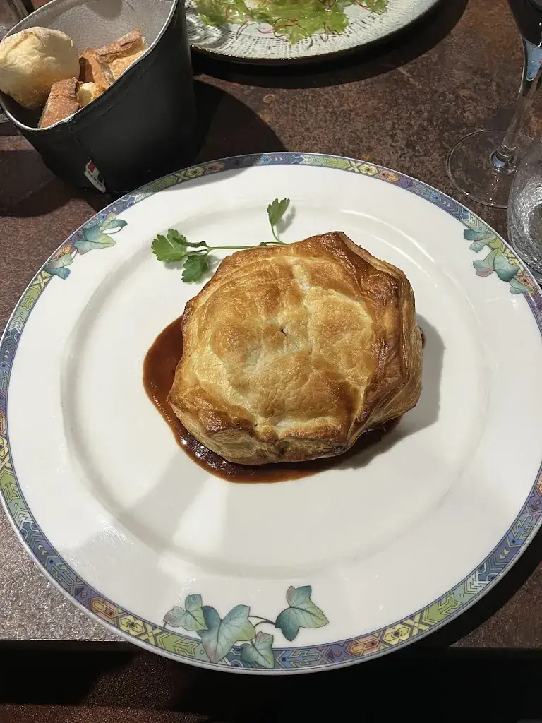 Aurelien Brisset_Le Moulin_Pamiers_review