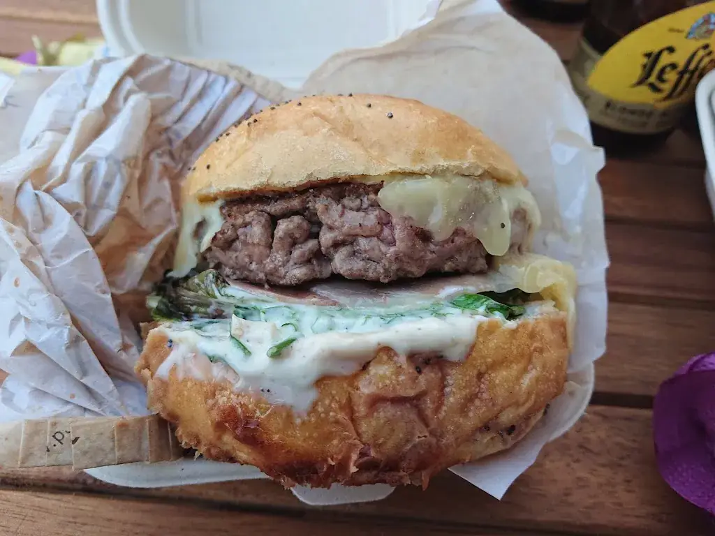 Burgers & Terroir Castanet-Tolosan_Castanet-Tolosan_slider_image_3