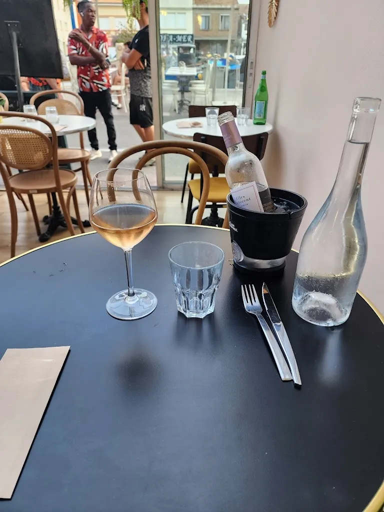 Janne Palthe_Ô Bon Vivre_Palavas-les-Flots_review