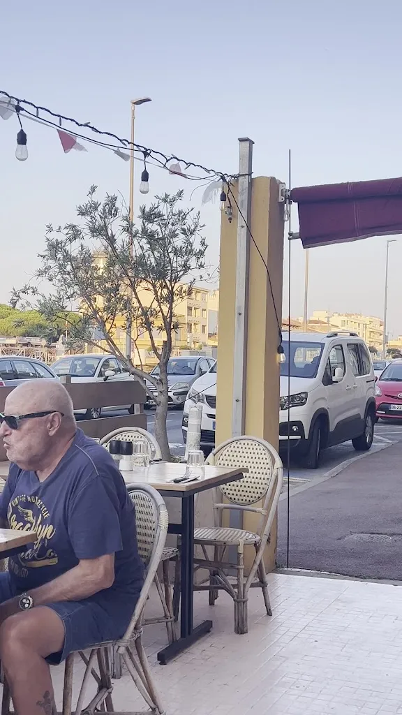 Christian Schell_Mamie Rosé_Palavas-les-Flots_review