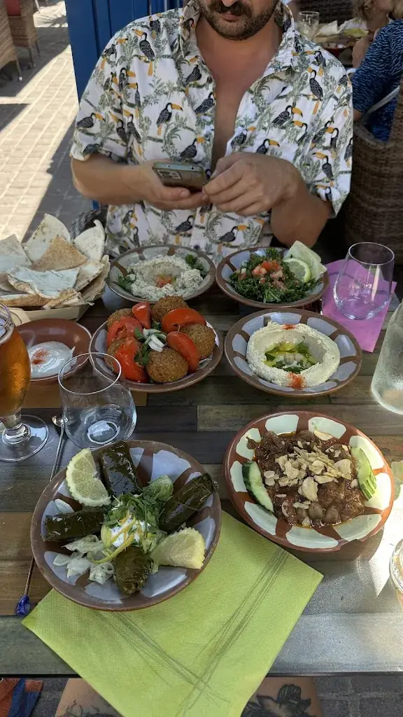 Mariia_Les Cèdres du Liban_Palavas-les-Flots_review