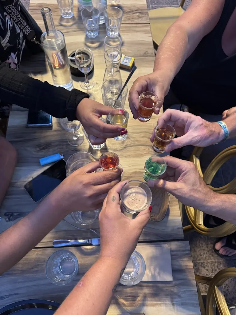 Camille Benoit_TONTON PILOU RESTAURANT_Palavas-les-Flots_review