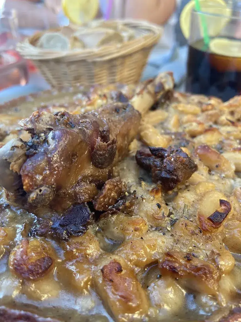 Linda De Bruijn_Les terrasses de la Berre_Portel-des-Corbières_recensione