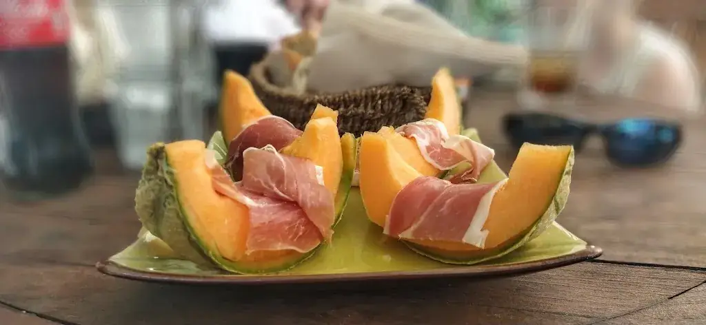 Chris Held_Les Beaux Arts_Bages_review