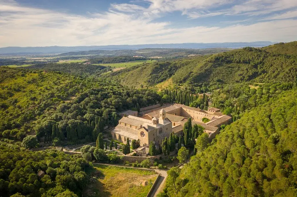 Abbaye de Fontfroide restaurant in Narbonne