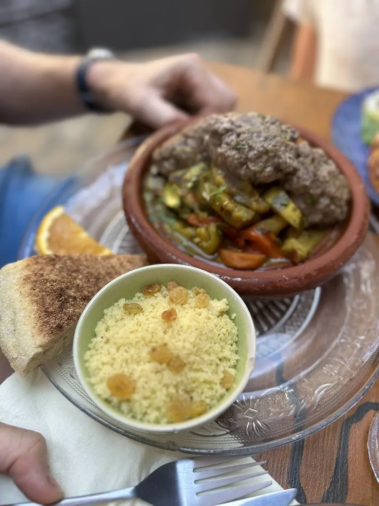 Melissa de Vries_Les jardins de Bages_Bages_recensione