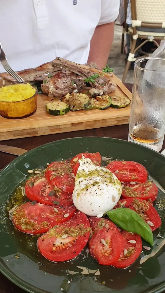 Les jardins de Bages_Bages_slider_image_2