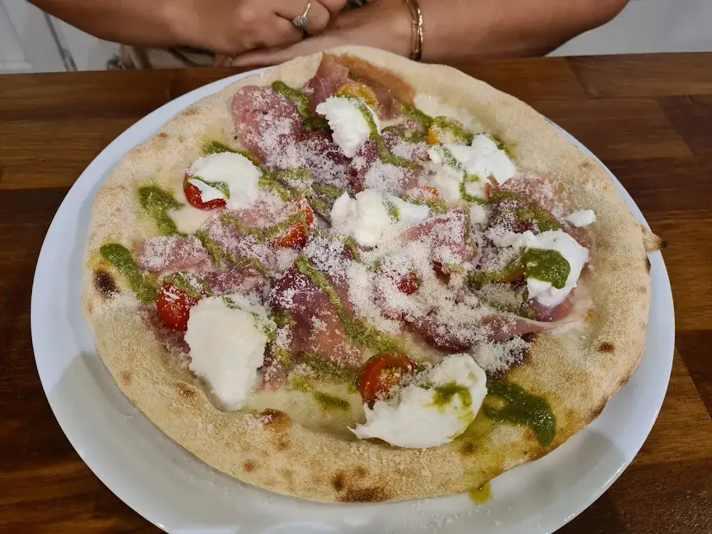 max11207_Minote_Pierrefitte-Nestalas_review