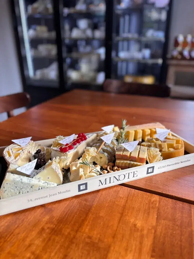 Minote_Pierrefitte-Nestalas_slider_image_3