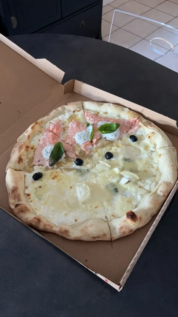 Alexis_Pizza YOYO Restaurant - Pizzeria_Pompertuzat_review