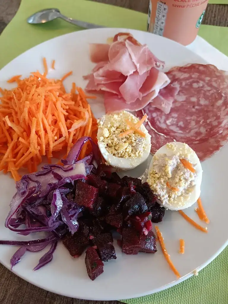 Stephanie Machado_Restaurant Les 3 Buffets Pompignan_Pompignan_review