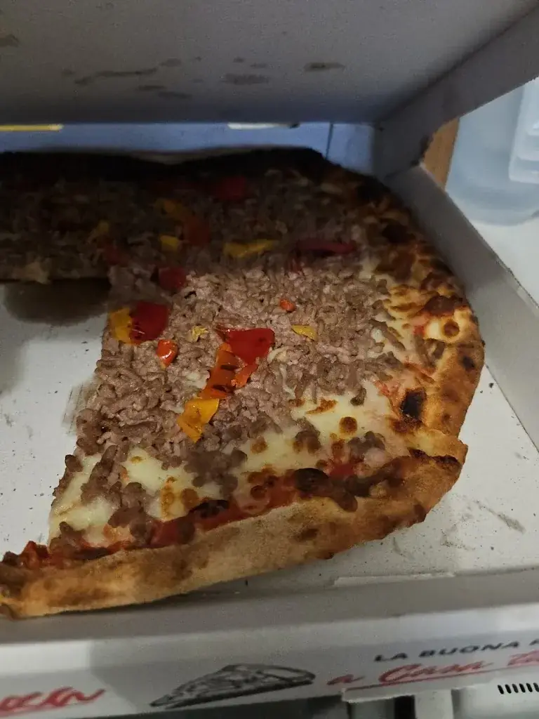 Pizza Les Clus_Marignier_slider_image_3