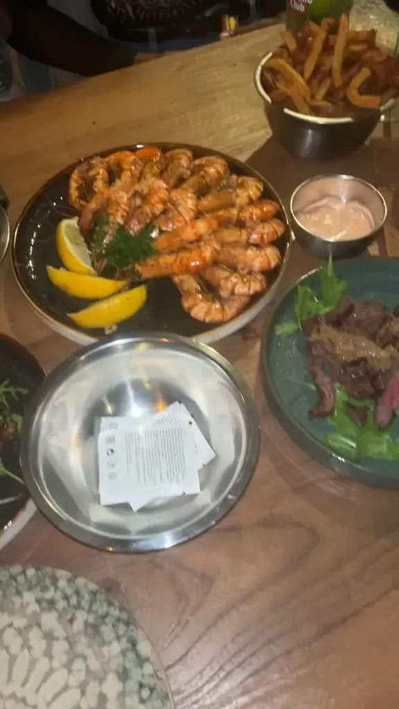 Akazha tapas & drinks_Plaisance-du-Touch_slider_image_2