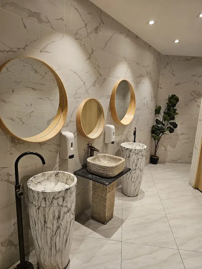 Esayas Birhanu_Mosto Buffet_Plaisance-du-Touch_review