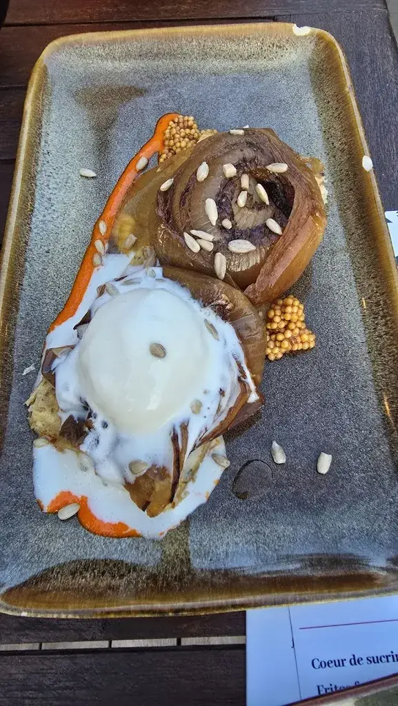 Jean-Paul Bicheyre_Coco les pieds dans l'eau_Plaisance-du-Touch_review