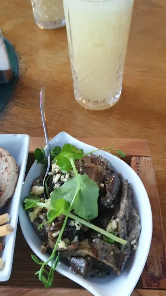 Coco les pieds dans l'eau_Plaisance-du-Touch_slider_image_2