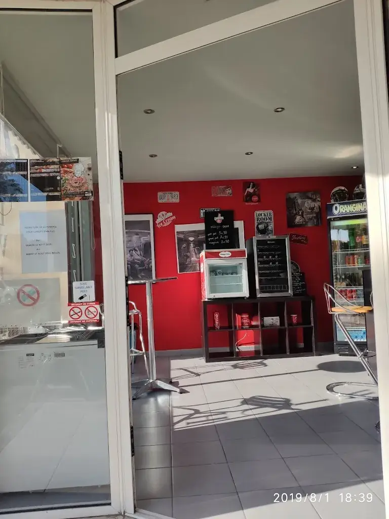 Lenny's Pizza_Ponteilla_slider_image_3