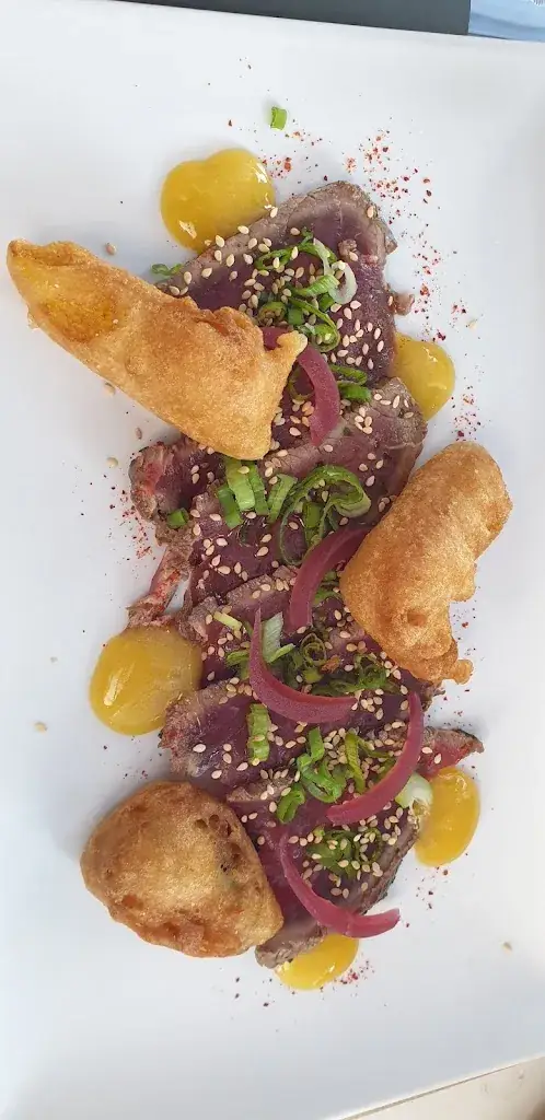 Elodie Bertrand_La Retenue_Canet-de-Salars_recensione