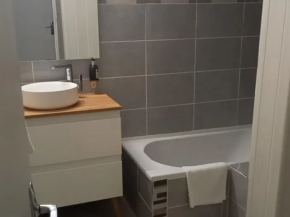 Logis Hôtel des Voyageurs restaurant in Pont-de-Salars