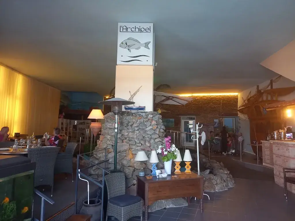 MyungAh KANG_L'Archipel_Port-Vendres_review