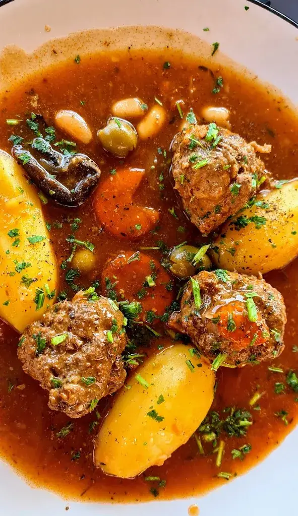 Clara Wai Yeng Chong_Le chant du poulpe_Port-Vendres_review