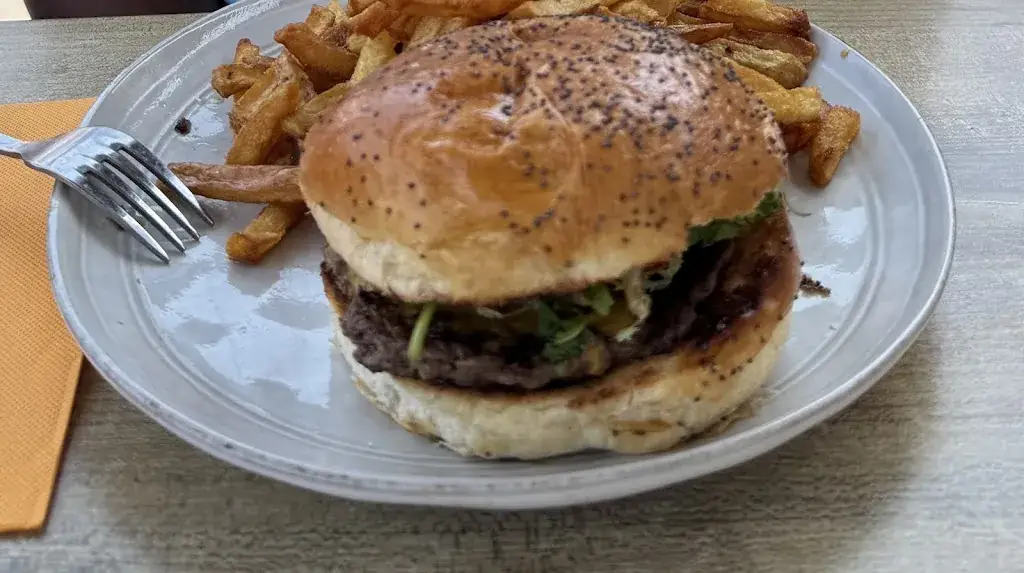 Max Power_Mood_Port-Vendres_review