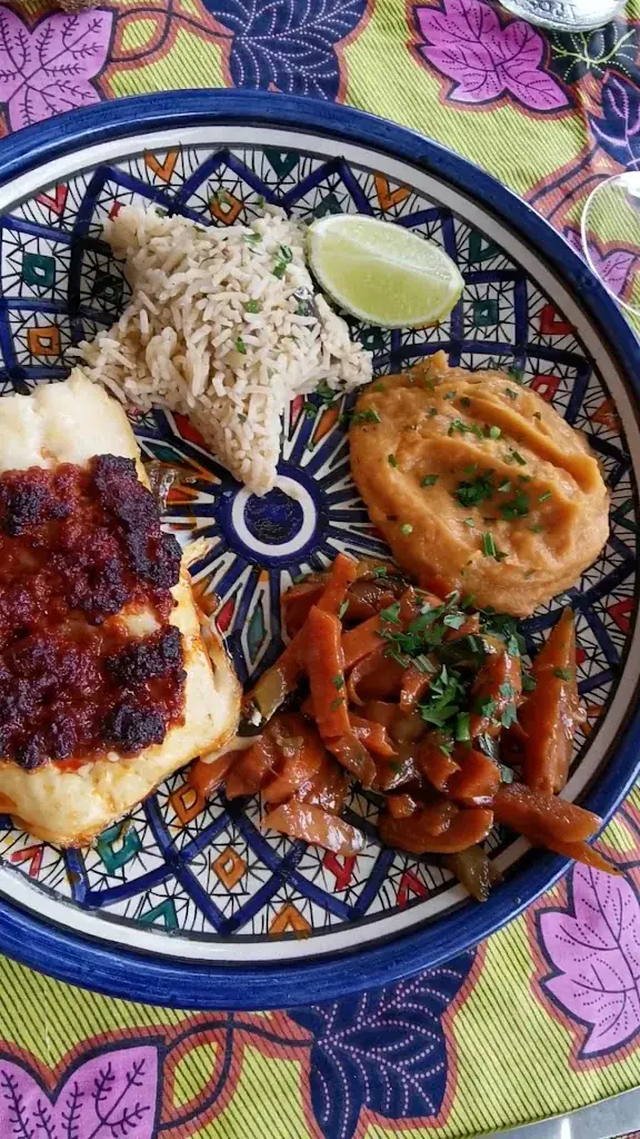 Le Poisson Rouge_Port-Vendres_slider_image_2