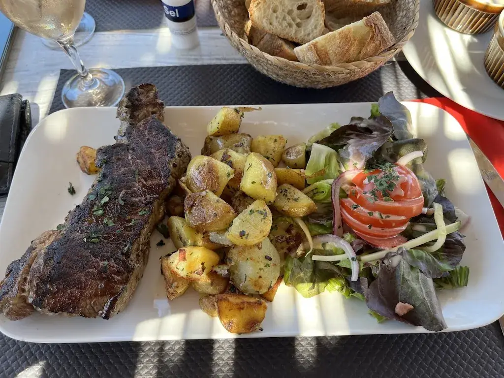 Joeri Ballekens_Le NEW SOLO bar restaurant_Poulx_review